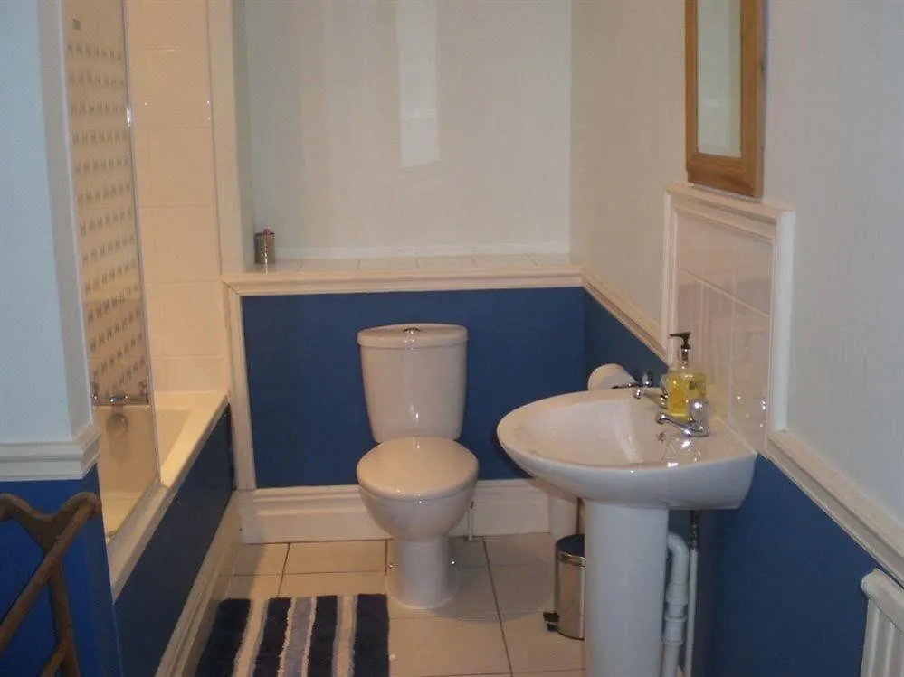 Flat 5 Cardiff Apartment